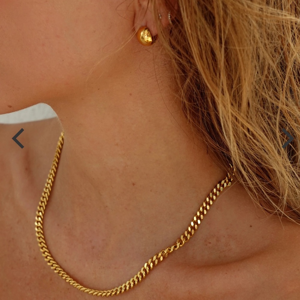 Aureum Emma gold Necklace
